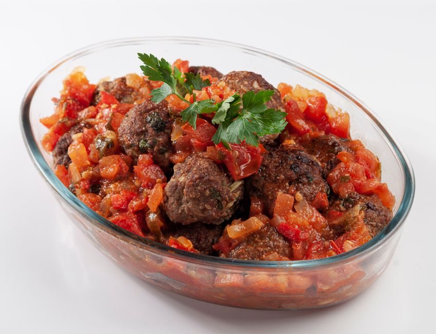 Skillet Turkey Meatballs with White Beans in Tomato Sauce